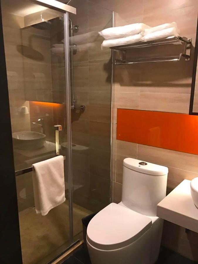 7 Days Premium Chongqing Jiangbei International Airport Branch Hotel Buitenkant foto