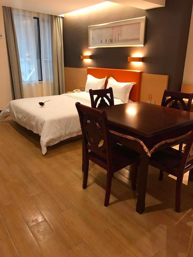 7 Days Premium Chongqing Jiangbei International Airport Branch Hotel Buitenkant foto